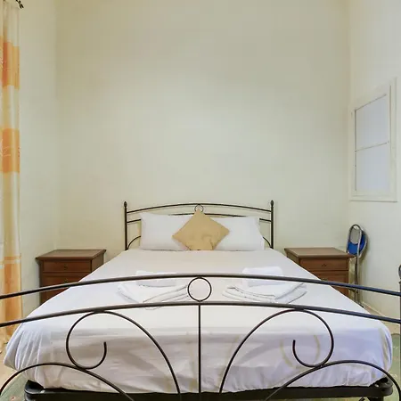 Spacious 4br With Wine Cellar In By 360 Estates Nyaraló *