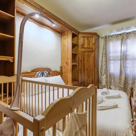 Spacious 4br With Wine Cellar In By 360 Estates * Zebbug (Southern Region)
