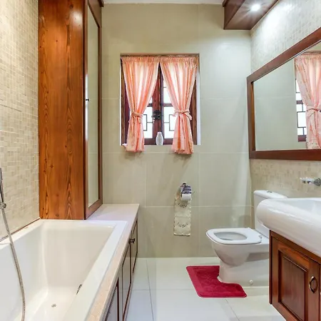 Spacious 4br With Wine Cellar In By 360 Estates * Zebbug (Southern Region)