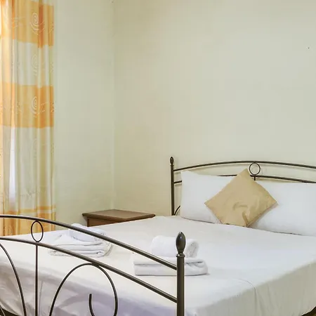 Nyaraló Spacious 4br With Wine Cellar In By 360 Estates