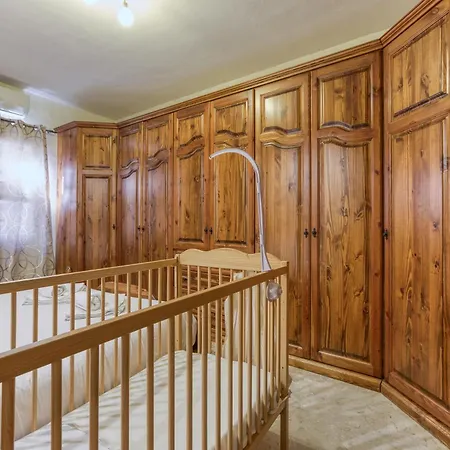 Spacious 4br With Wine Cellar In By 360 Estates Zebbug (Southern Region)