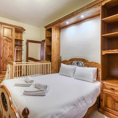 Spacious 4br With Wine Cellar In By 360 Estates Casa vacanze *