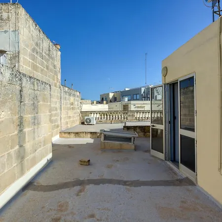 Spacious 4br With Wine Cellar In By 360 Estates Casa vacanze *